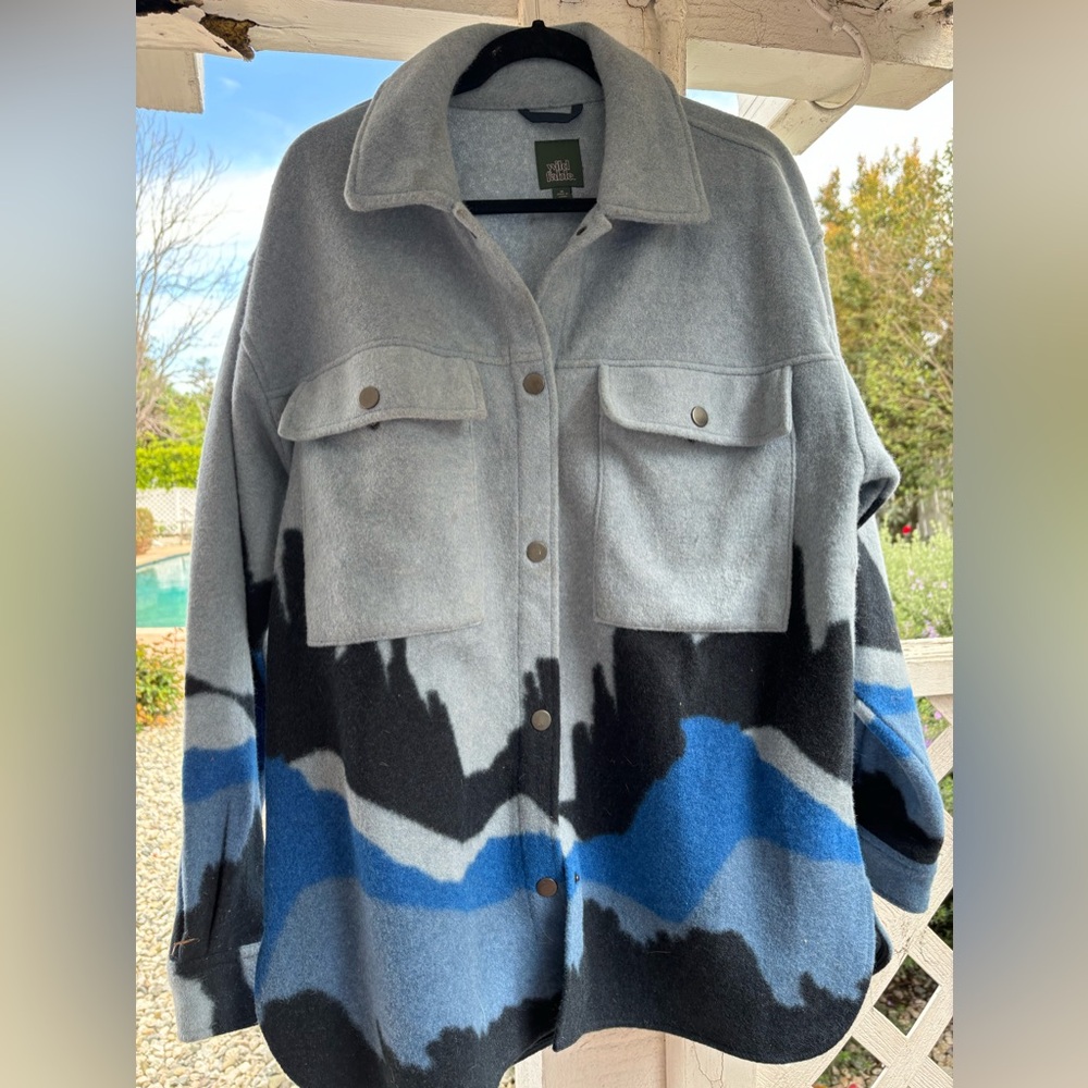 Wild fable Target retro mountain cabin camping  cozy jacket Very warm and comfy